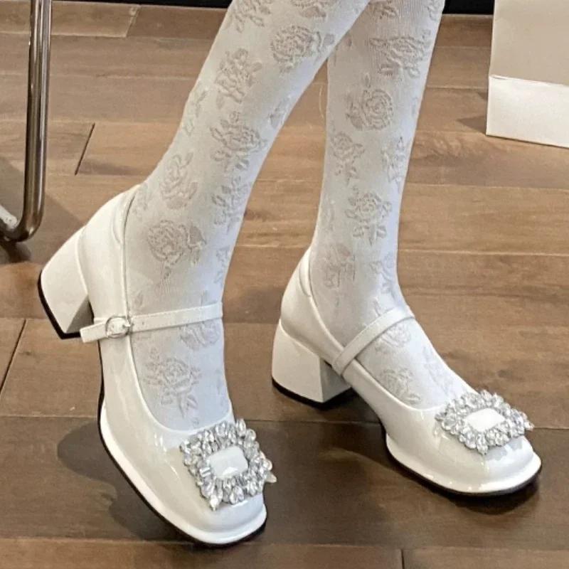 Мода 2024 Модная обувь для женщин Женские туфли-лодочки с пряжкой Осенние туфли Мэри Джейн с квадратным носком Стразы Однотонное платье Туфли на толстом каблуке Неглубокие туфли