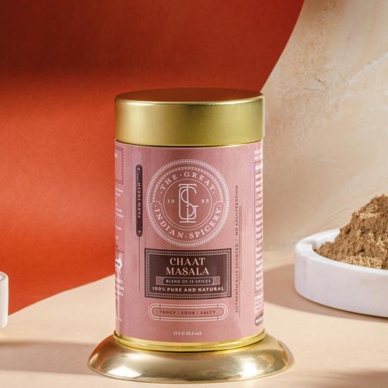 The Great Indian Spicery | Чат Масала | Жестяная банка 100 г – С фермы, Свежая, Аутентичная смесь 15 специй, Без добавок – Терпкий, Кислый и Соленый вкус