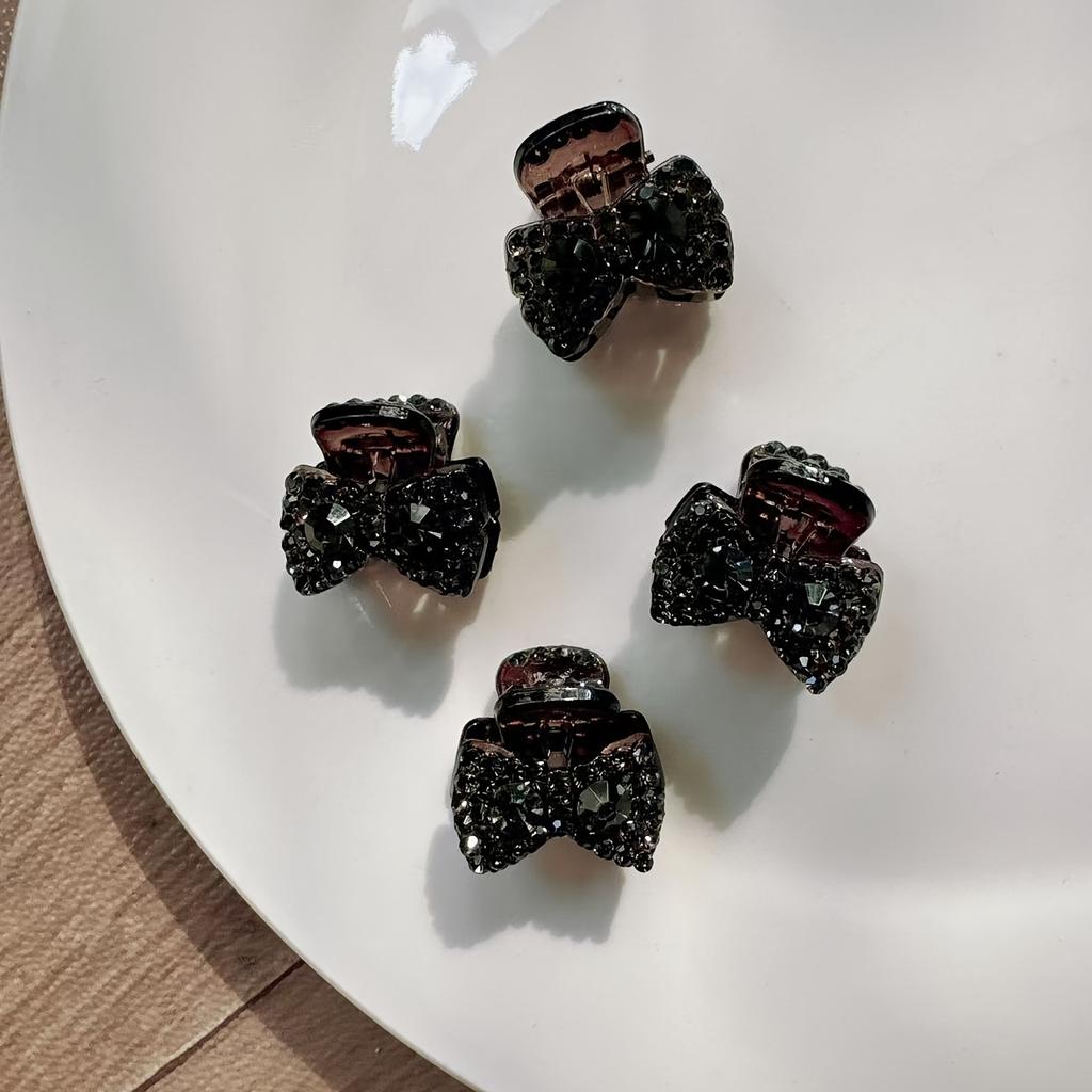 1 набор элегантных зажимов для волос «Бабочка», маленькие зажимы для волос в форме банта из черного велюра с акцентами из стразов, однотонные аксессуары для волос для женщин
