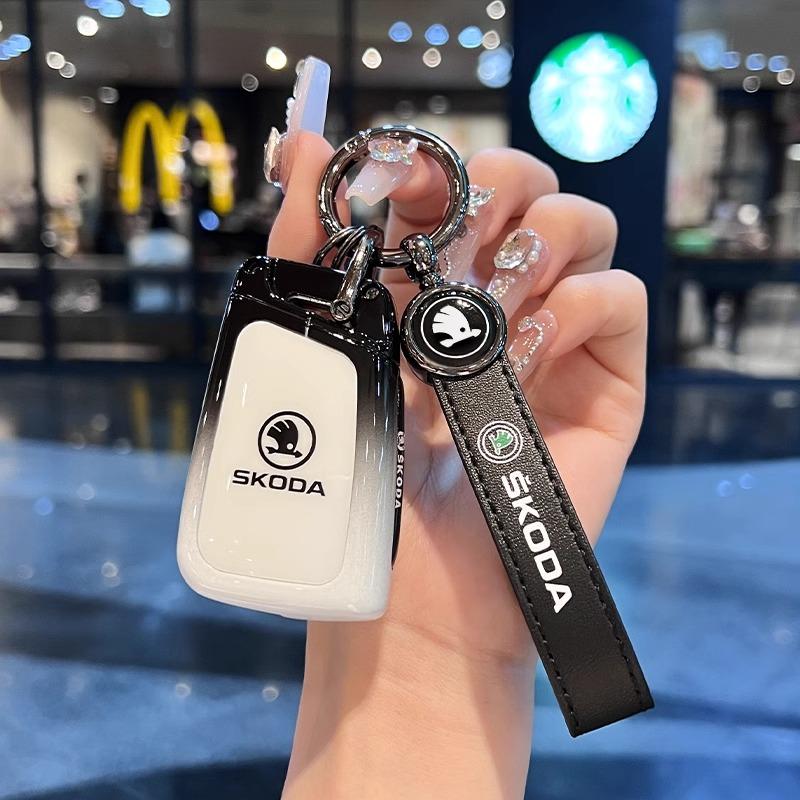 xgazj9 Car Remote Key Case Cover Protector Holder Shell For For Skoda Octavia 3 Fabia A5 A7 Superb Karoq Kodiaq Keychain Accessories