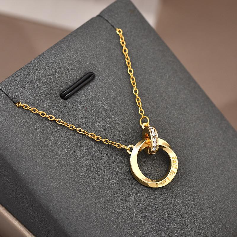 Новое Стильное Ожерелье из Титановой Стали Для Женщин с Элегантным Дизайном Двойного Кольца и Геометрическим Подвесом