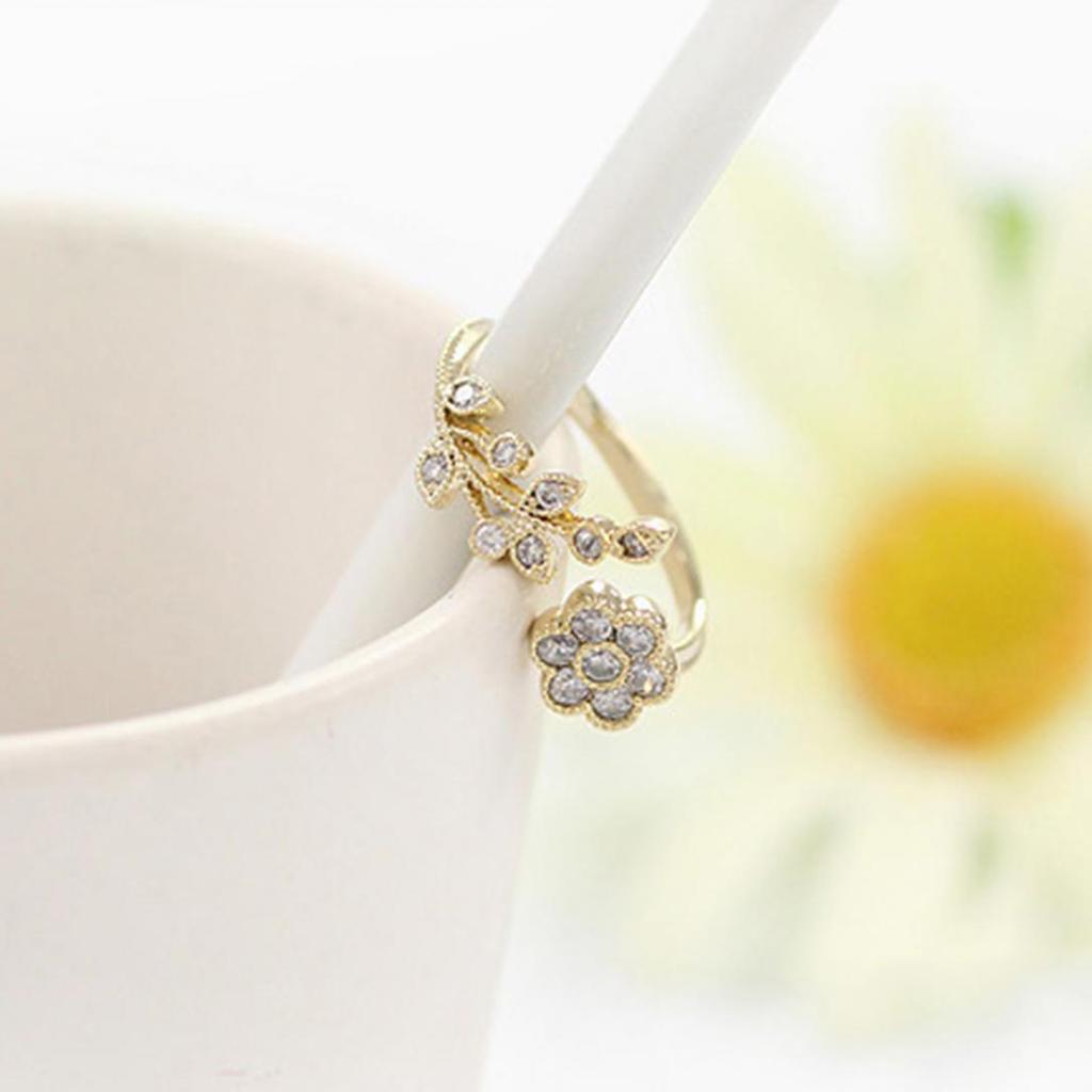 Изящное кольцо с цветком и стразами, регулируемое открытое кольцо на палец, женское ювелирное изделие, подарок