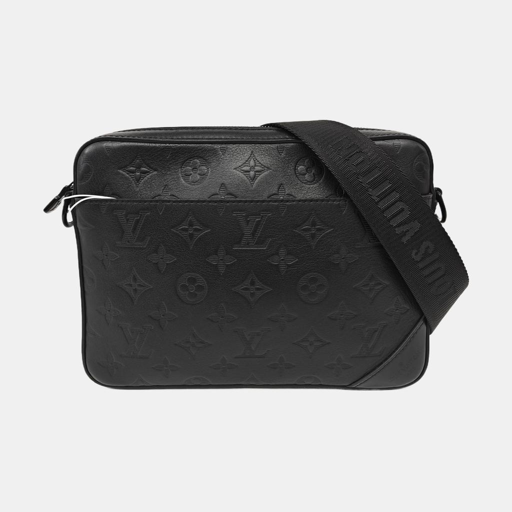 [Pre-Owned] Classic Monogram Adjustable Shoulder Strap Embossed Leather Trim Messenger Bag - Very Good #137BJNJ