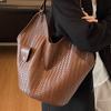 Large Capacity Fashion Bucket Bag Women's 2025 New Woven Bag Trendy Casual Commuter Shoulder Armpit Bag