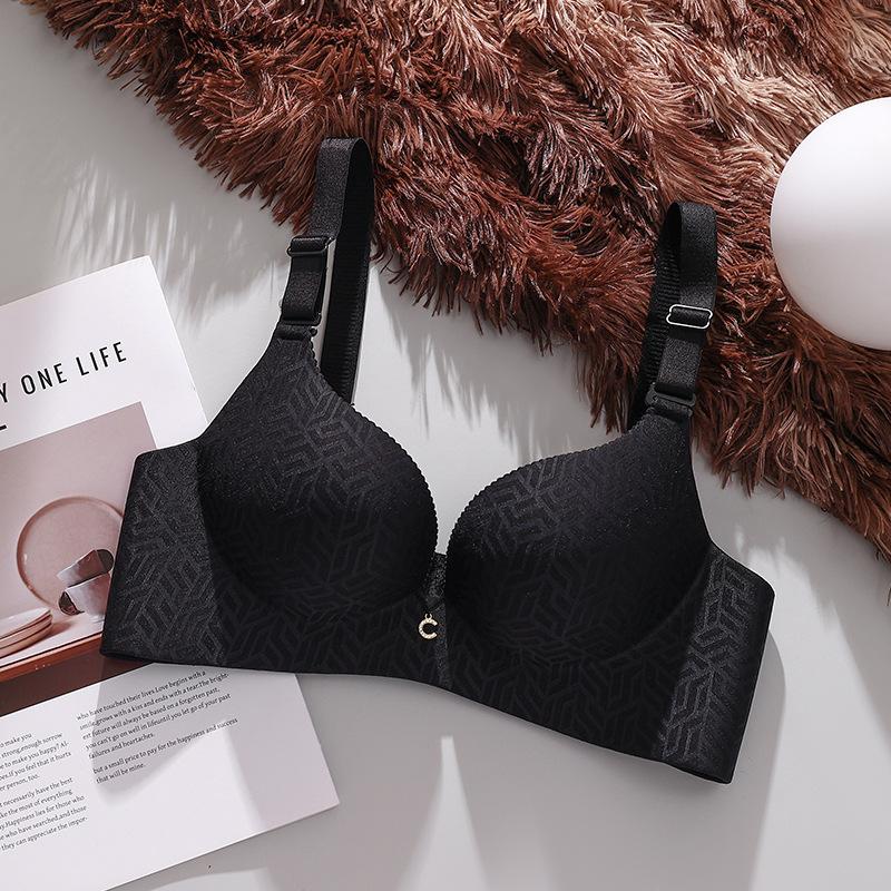 The new steamed bread cup is one piece, soft and comfortable, seamless underwear, small breasts are gathered to show that it is not empty