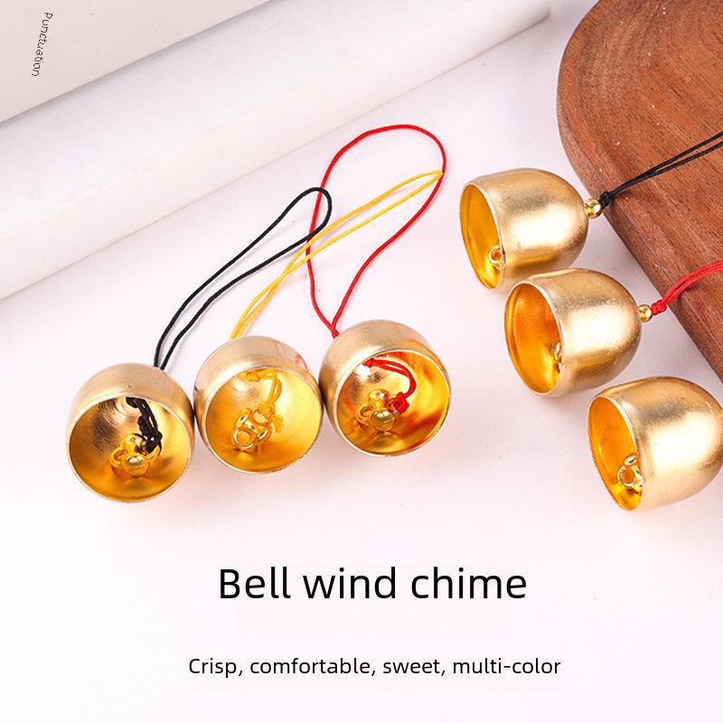 Рождественские колокольчики, подвески для ветров и дверей - аксессуары для самостоятельного изготовления