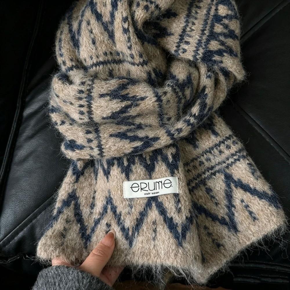 Fair Isle Pattern Thick Knitted Scarf Polyester Fall Winter Scarf Neck Warmer Photography Use