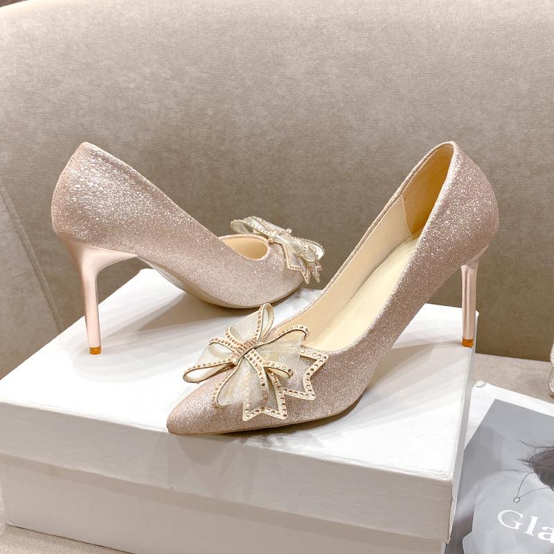 Женские осенние туфли на высоком каблуке с бантом, на тонком каблуке, 2025 новинка, свадебные туфли со стразами, французский острый носок, мелкий вырез, темпераментные одинарные туфли