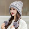Вязаная шапка для женщин, подходящая по цвету, скрученные наушники Sanmao Ball, шерстяная шапка, зимняя универсальная повседневная теплая бархатная шапка