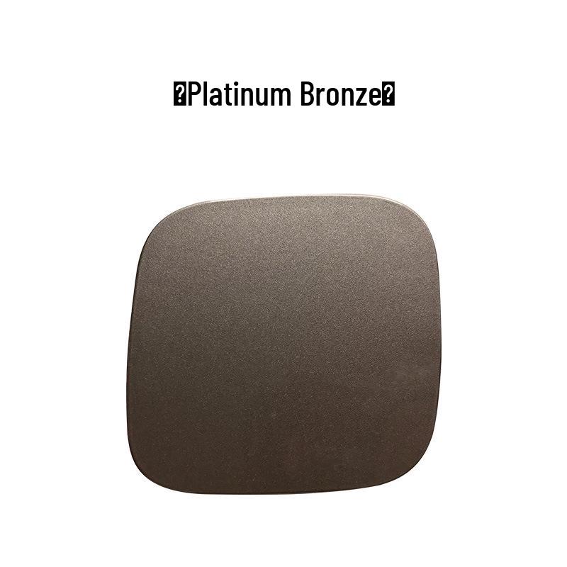 Крышка буксировочного крюка переднего бампера Toyota Corolla (2017-18)