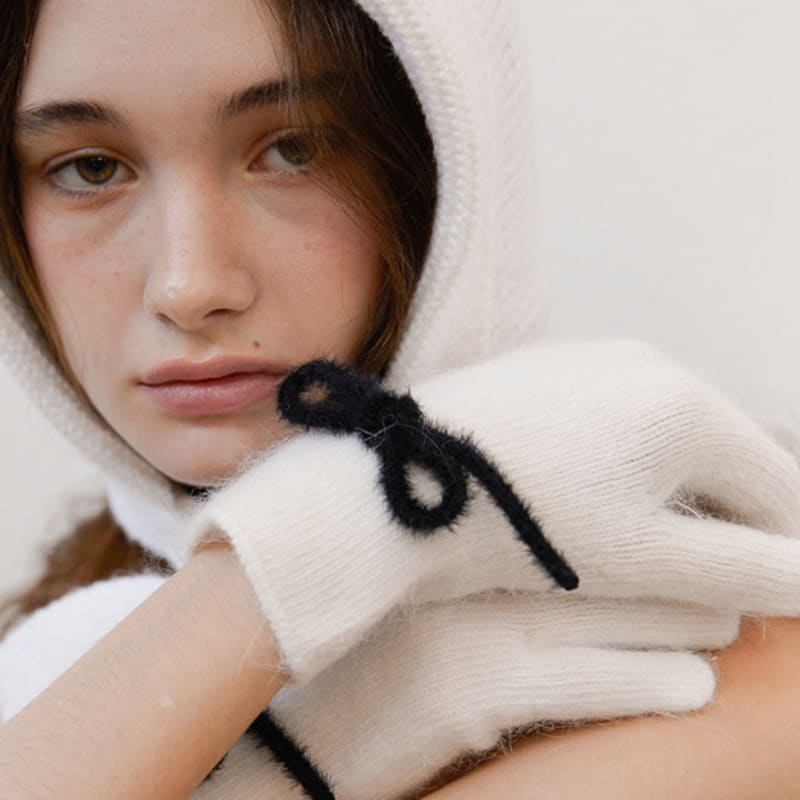 ЛЮБИ МЕНЯ МОНСТР [Эксклюзив W Concept] Ангоровая перчатка с лентой_5ЦВЕТОВ (L244WGV010)