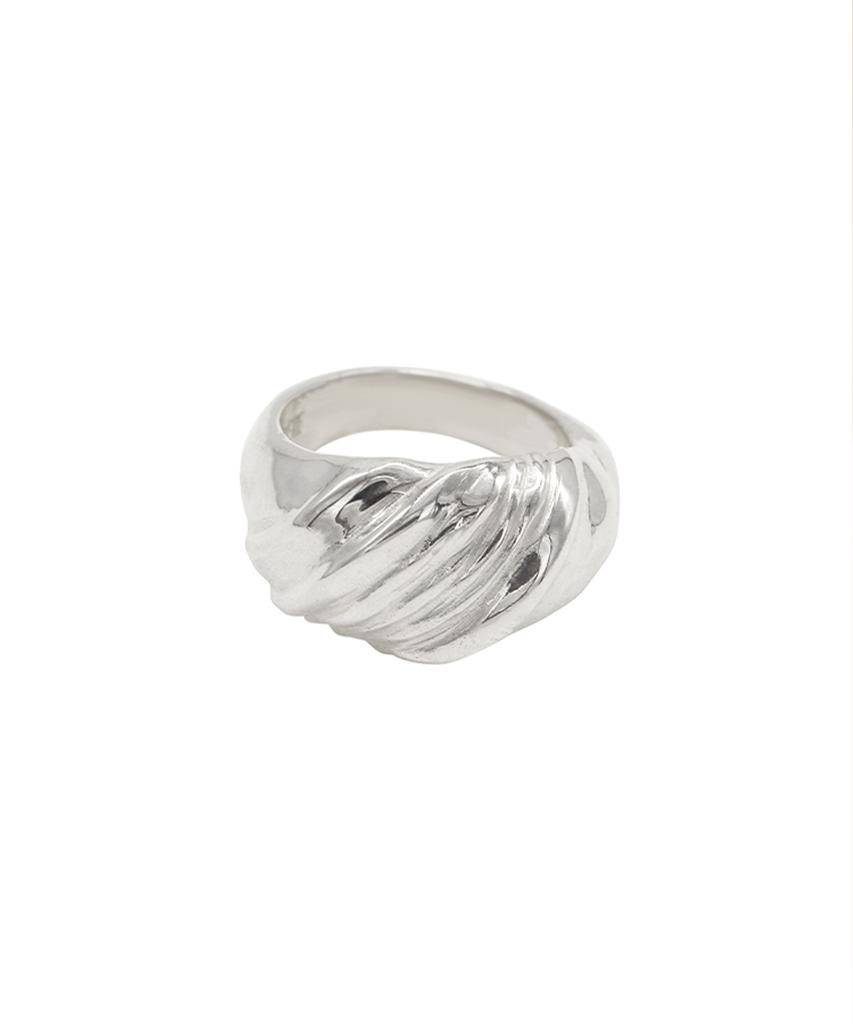 Boldiere Big Tide Ring_ R38