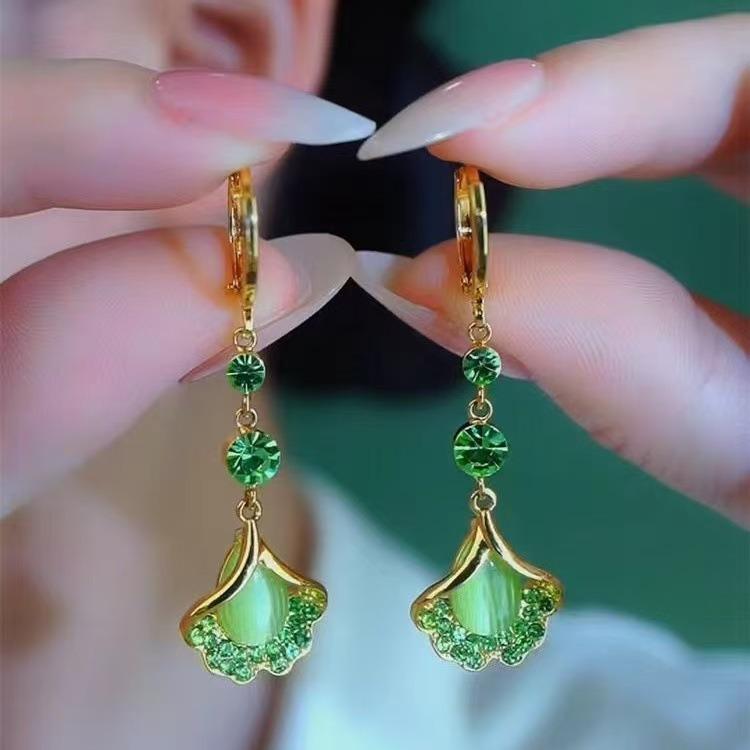 New Chinese Maple Leaf Cat's Eye Earrings Women's Long Tassel Earrings Chinese Style Cheongsam Accessories Earrings