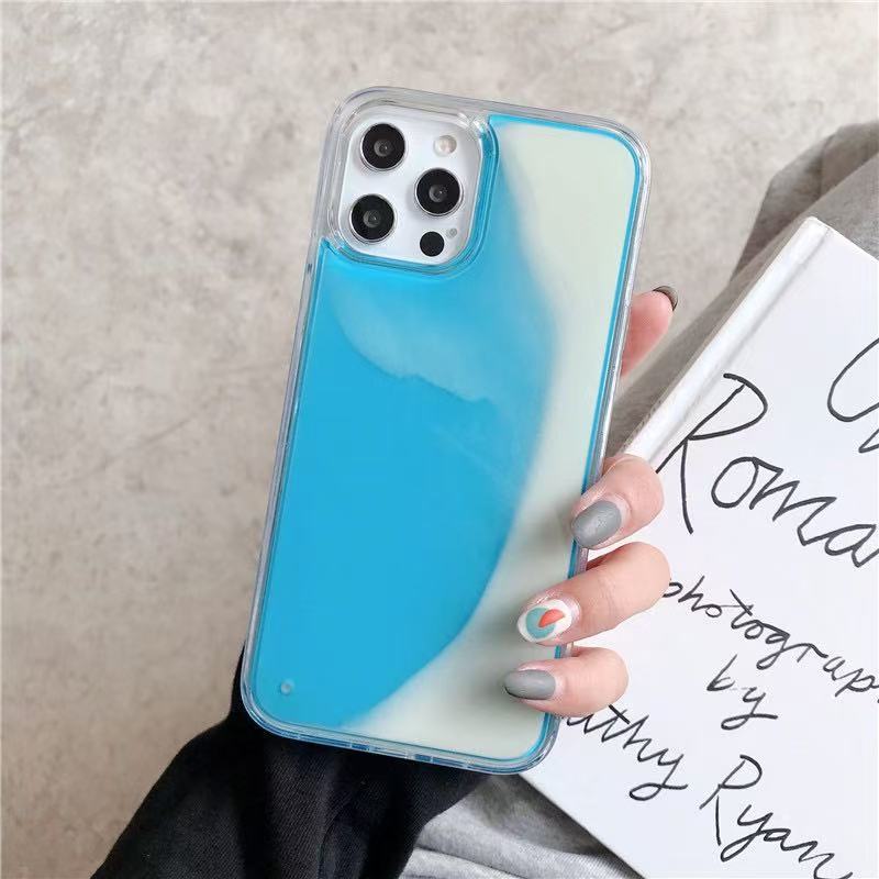 Неоновый Светящийся Песок Жидкий Чехол для Телефона для iPhone 16 Pro Max, Светящийся в Темноте Градиентный Флуоресцентный Чехол