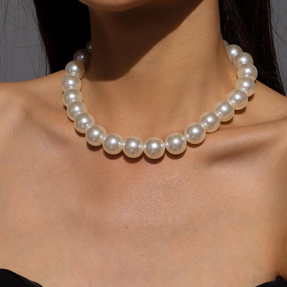 Tooxika Retro Elegant Fashion Choker Necklace Exaggerated Pearl Geometric Personality Temperament Necklace
