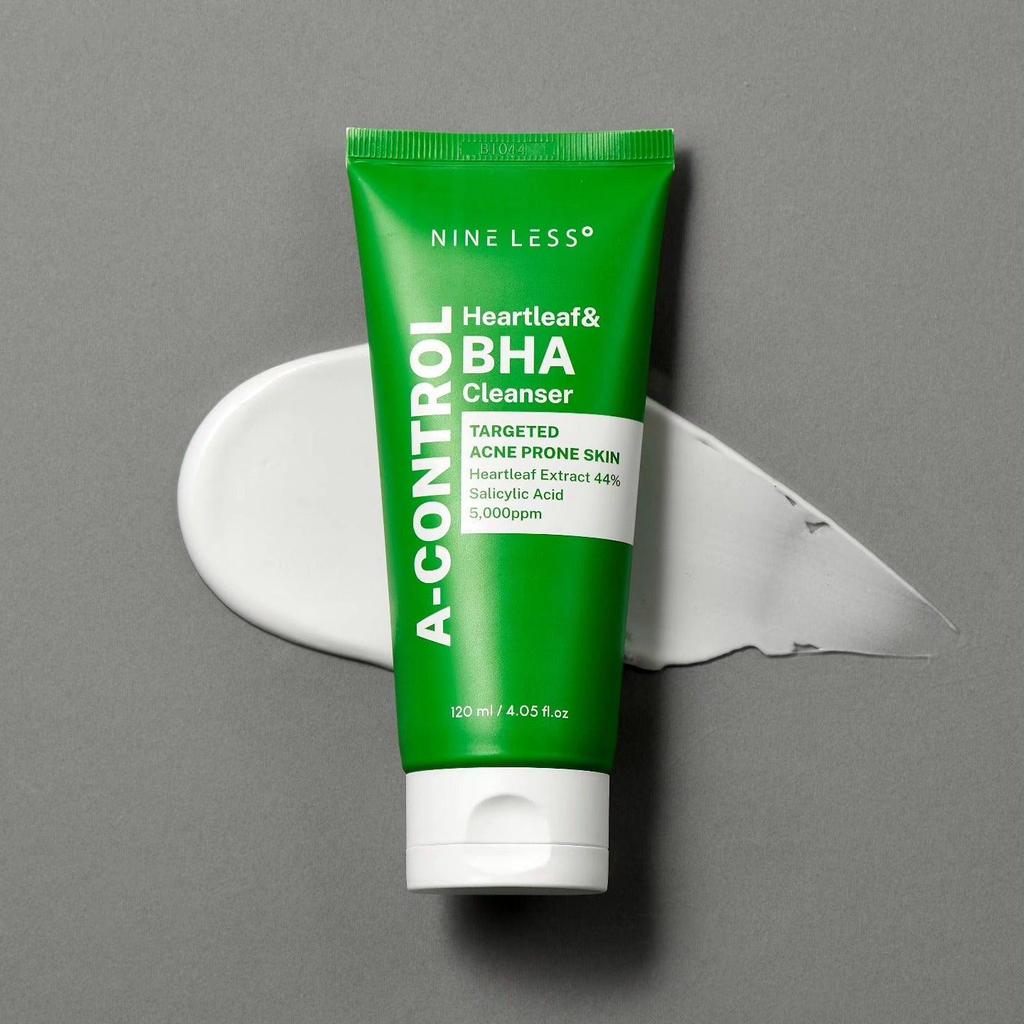 [МЕНЕЕ НА ДЕВЯТЬ] Очищающее средство A-Control Heartleaf & BHA 120 мл