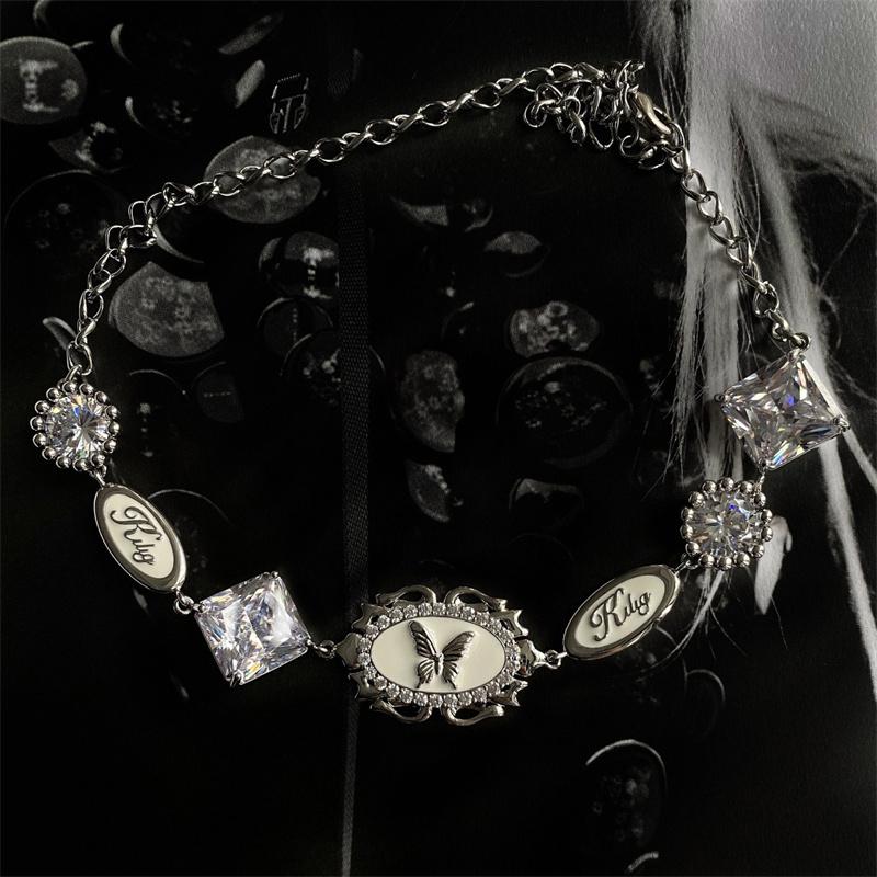 Готический панк-шарм милые подвески колье цепи женские серебряные бабочки письмо ожерелье ретро ожерелье