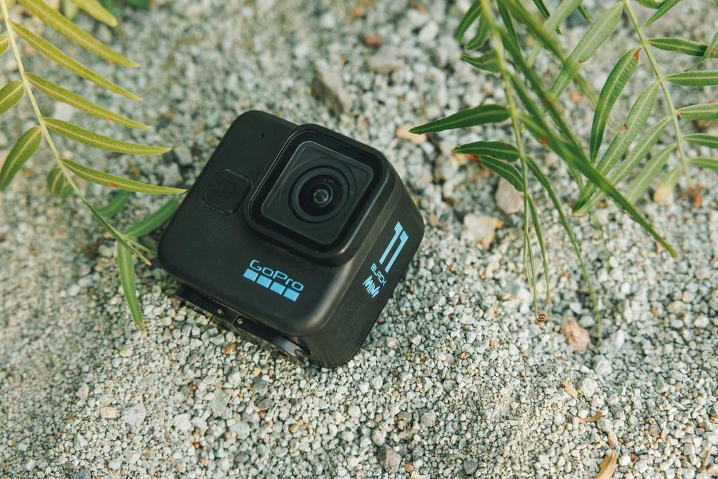 GoPro HERO11 Black Mini Compact Waterproof Action Camera with Ultra HD Frame Image Live and Stabilization - 5.3K60 Video, 24.7MP Grabs, 1/1.9" Sensor,