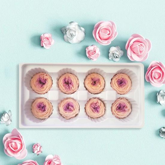 Нежные бессмертные цветы, действительно выглядящие, элегантные, экологически чистые