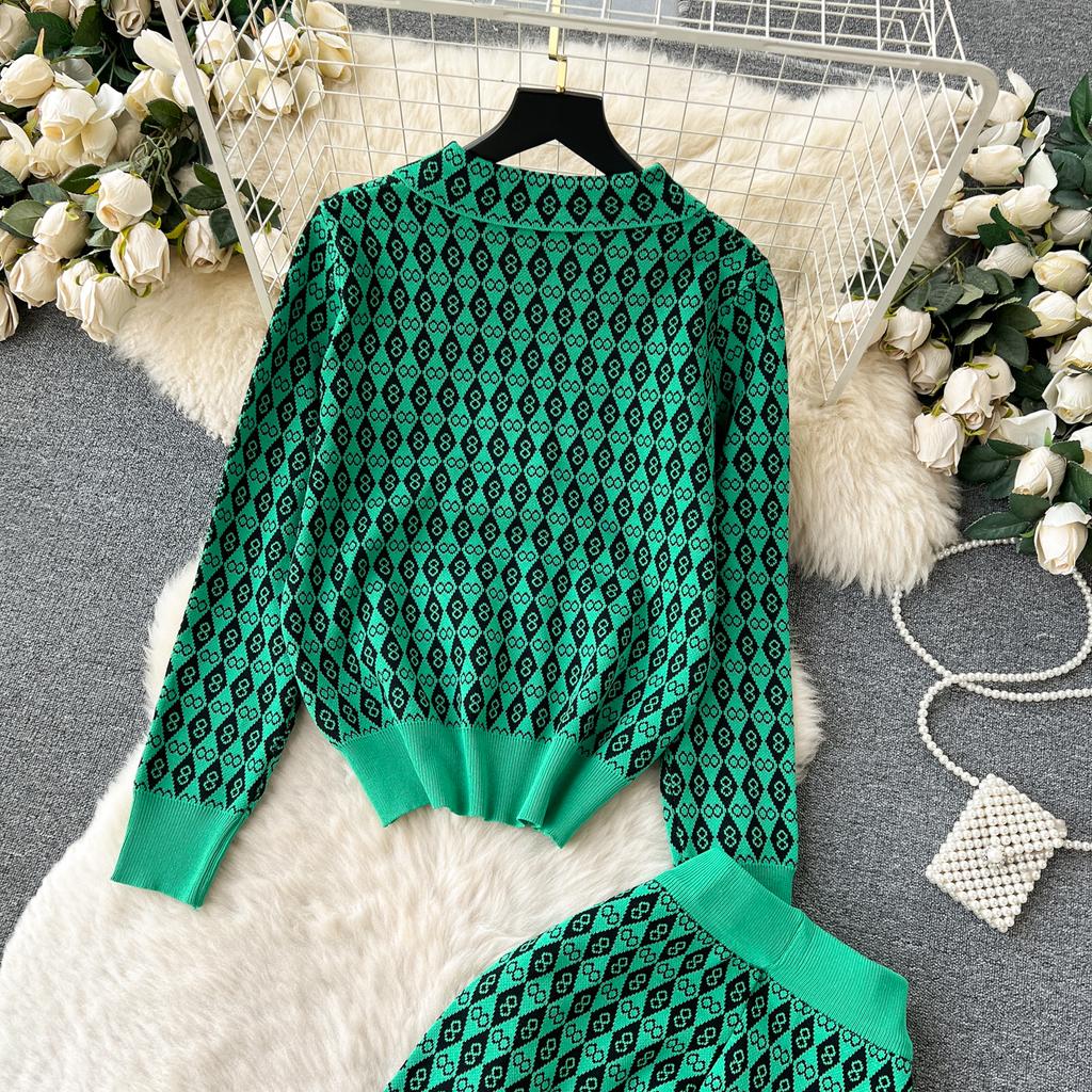 European Style Retro Casual Printed Turtleneck Sweater for Women with High Waisted Elastic Long Pants Fashion Two-pieces Suit