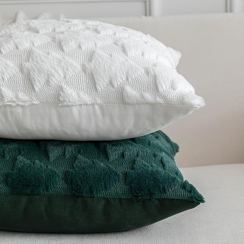 Christmas Plush Faux Fur Pillow Covers Soft Xmas Christmas Decor for Sofa Couch Bed Living Room, 45x45cm Throw Pillow Cover