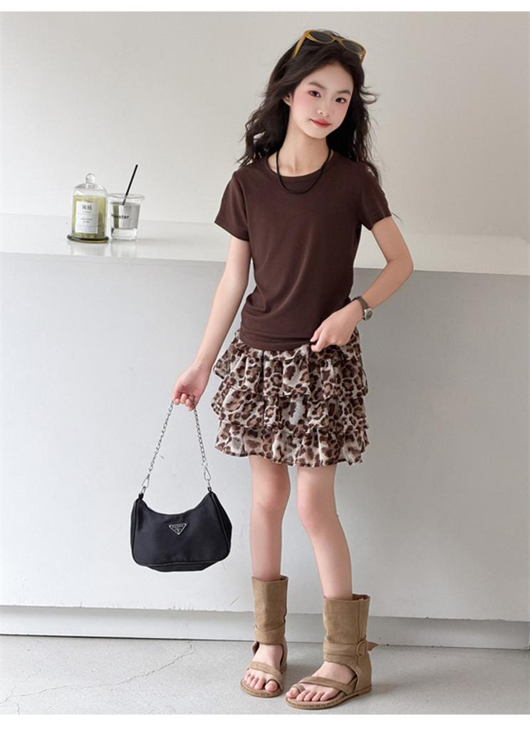 Girls' Korean Edition Set 2026 New Mid to Large Girls' Summer Short-sleeved T-shirt Leopard Print Half Skirt Two-Piece Set