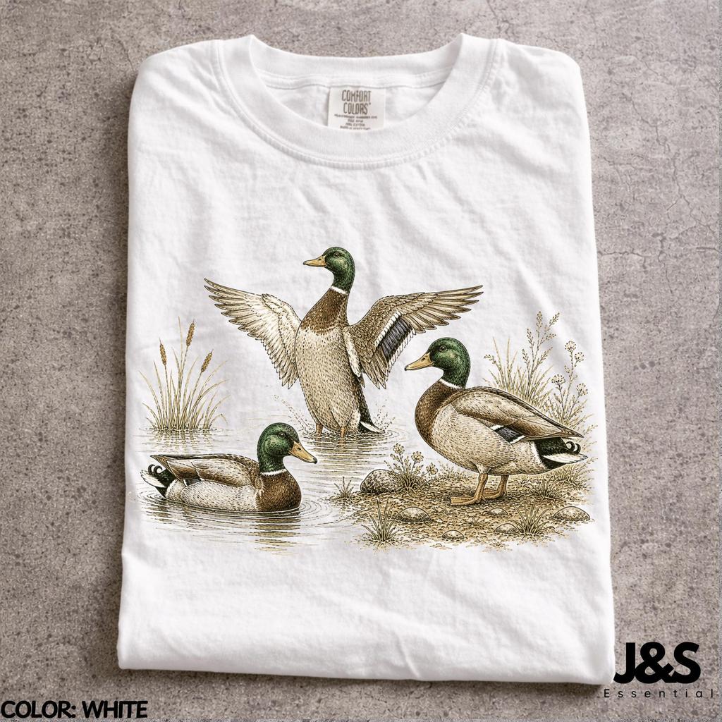 Mallard Duck Vintage 90s T Shirt, Retro Flying Birds Graphic Tee, Botanical Pond Nature Top, Unisex Outdoor Gift, Aesthetic Waterfowl Shirt