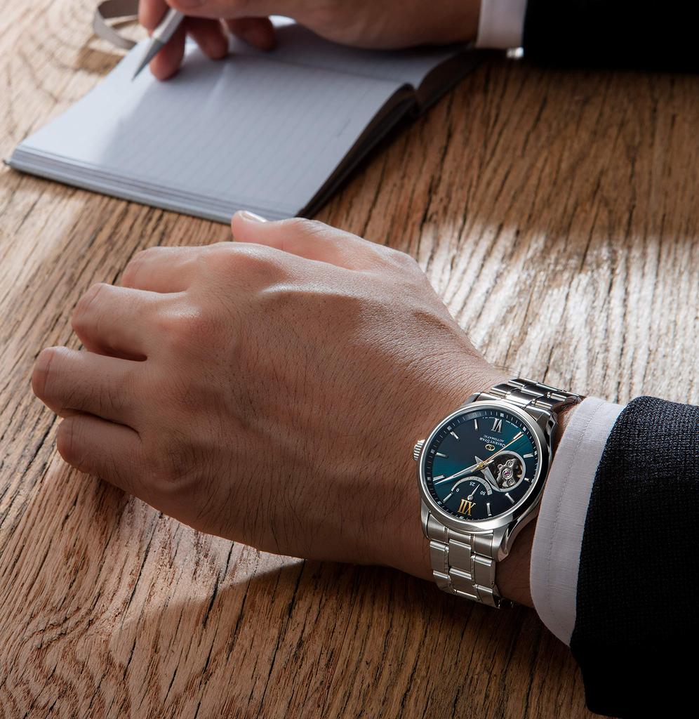 ORIENT STAR Automatic Watch Mechanical Made In Japan Domestic Warranty Open Heart Green [Orient Star] Semi-skeleton 2-year Manufacturer's RK-AT0003E