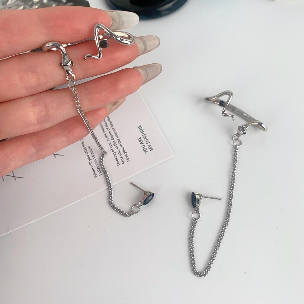 Creative Snake Tassel Earrings: Unique Coiled Chain Design for Trendy, All-Match Style.