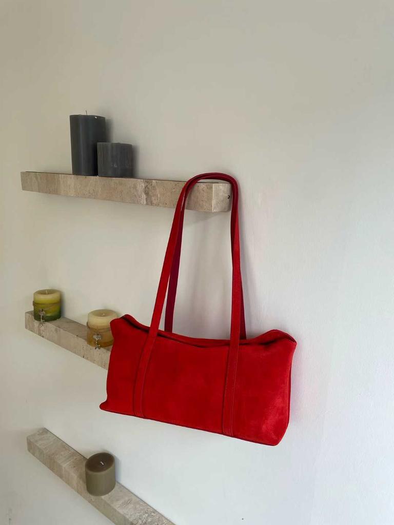 Matte Cowhide Commuting Baguette Bag, a Niche High-end Quality, Large-capacity Single-shoulder Bag for Women