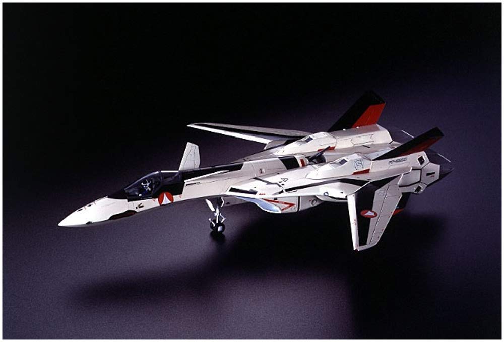 Hasegawa Пластиковая модель Macross Plus 9 YF-19 1/72
