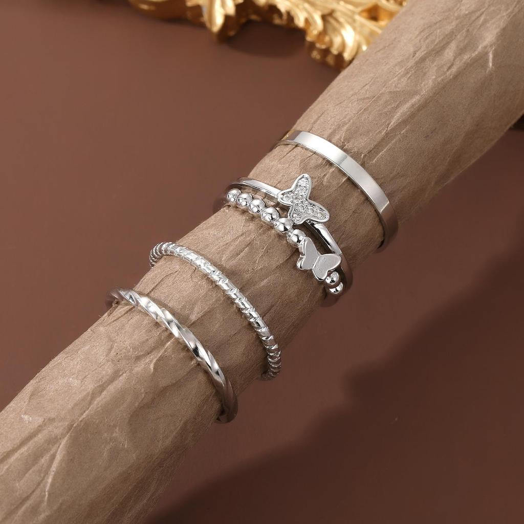 2024 4 Pieces Hip Hop Ring Personality Couple Matching Ring Wide Face Opening Women's Ring Index Finger Ring Chain Buckle Joint Ring Set