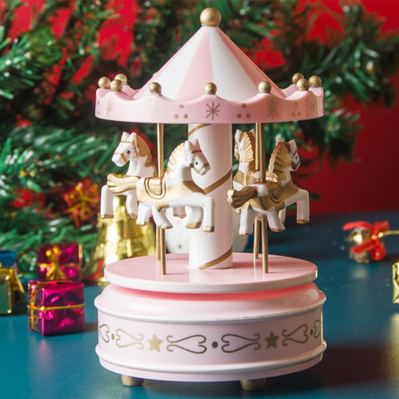 Рождественская карусель Музыкальное украшение Ярмарочная площадь Рождественский деревянный декор Орнамент