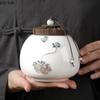Белая фарфоровая инкрустированная серебряная банка для чая, керамическая герметичная банка в форме лотоса, влагонепроницаемая банка для хранения, коробка для зеленого чая пуэр для дома