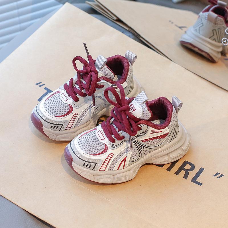 2025 Spring New Classmates Boys Light Breathable Sports Running Shoes Korean Version Fashionable Versatile Girls Dad Shoes