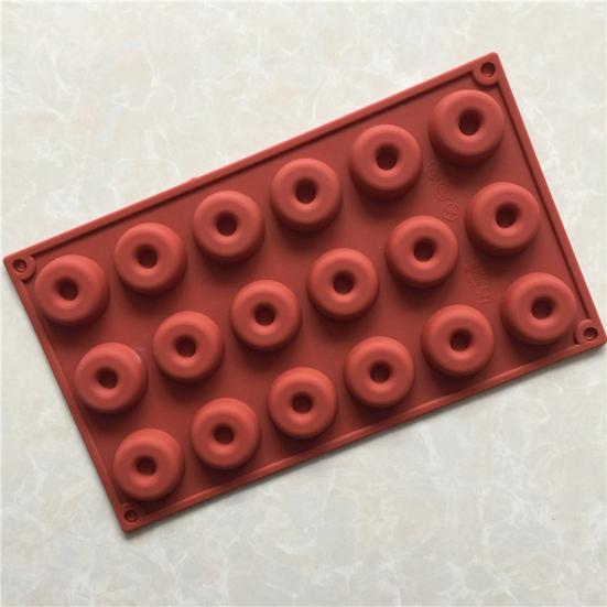 Non-sticky Demoulding Food Grade Chocolate Mold 18 Cavities Doughnut Baking Mold Tray