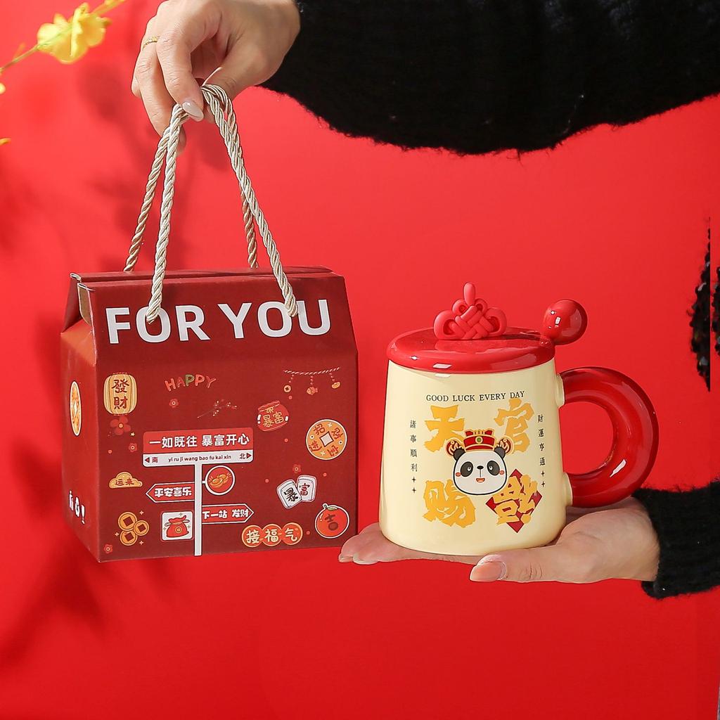 Дарите подругам подарки, кружки с крышками, подарочные коробки, керамические чашки, бытовые стаканы для воды, милые офисные чашки для женщин.