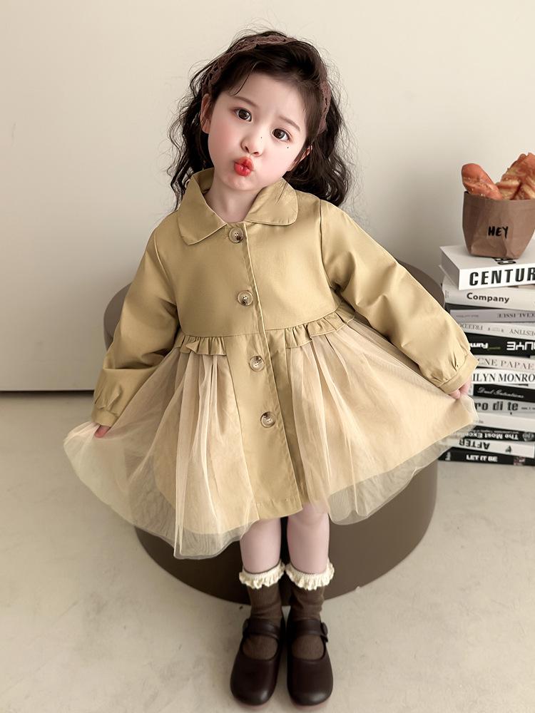 Стильный демисезонный тренч для девочек 2025