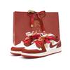 Air Jordan 1 Нескользящие Устойчивые к истиранию Низкие Скейтбордические кроссовки Женские Красные FJ3465-160(Team676-SBOX)