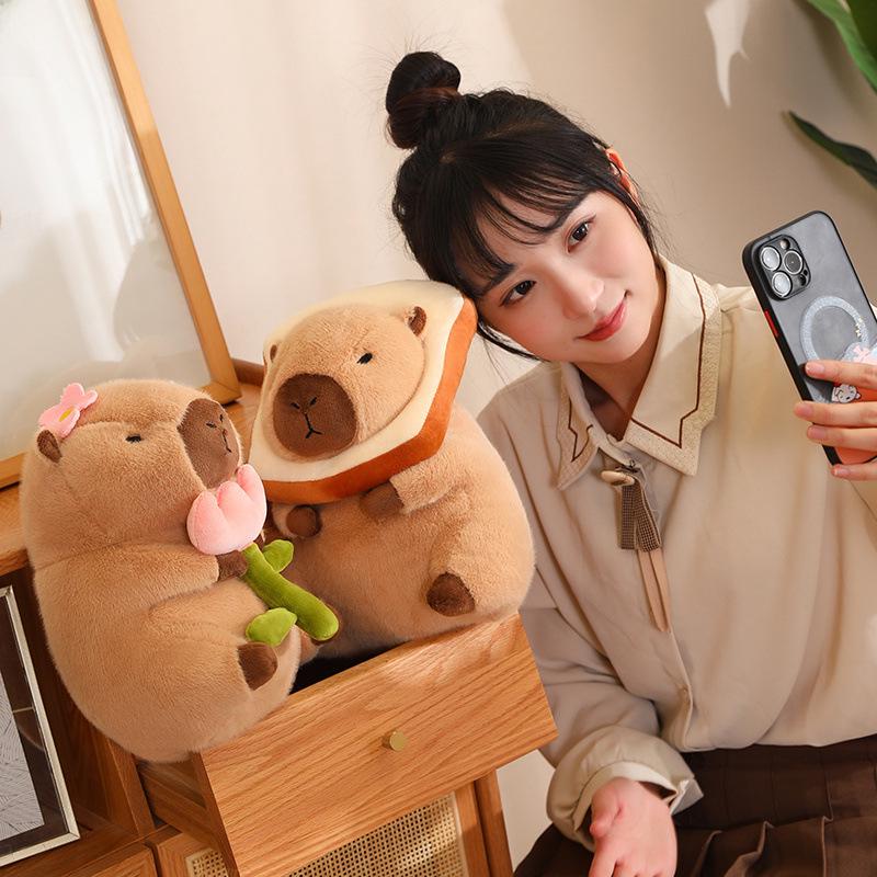 Очаровательная плюшевая игрушка «Медведь-капибара» — кукла, вдохновленная знаменитостями