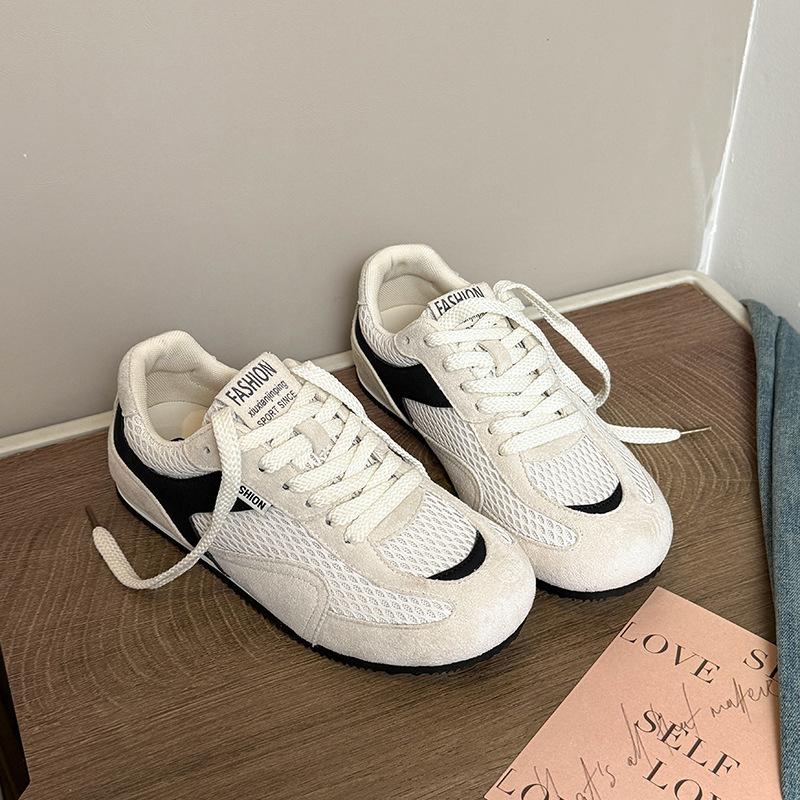 Корейская версия популярных сетчатых дышащих спортивных и повседневных кроссовок женские осень 2025 новая нишевая модель на шнуровке на плоской подошве немецкие тренировочные кроссовки