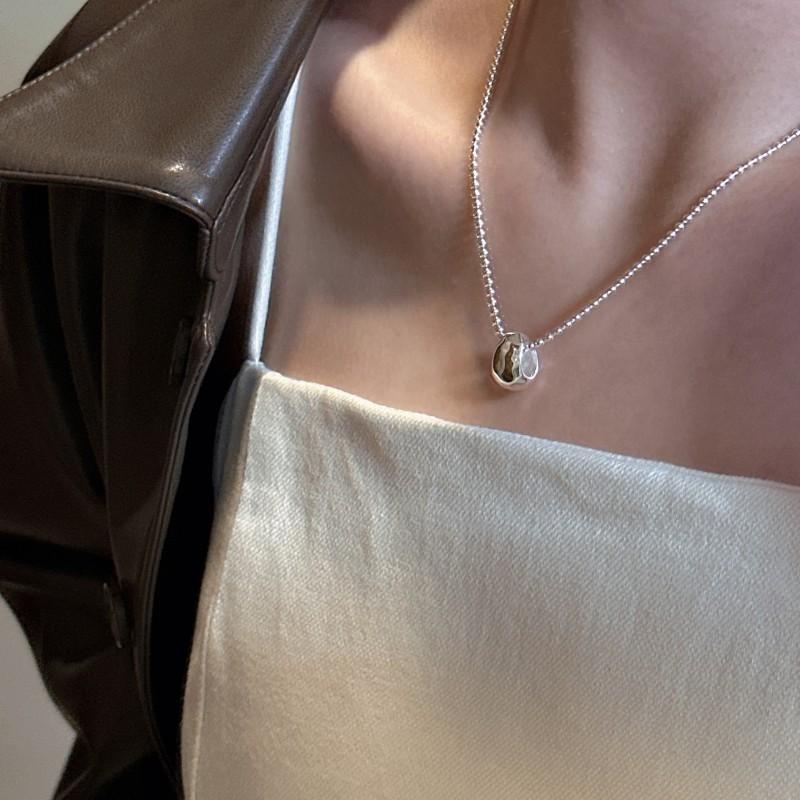 S925 Sterling Silver Knock Face Water Drop Necklace Wind Fashion Simple Personality Collarbone Chain