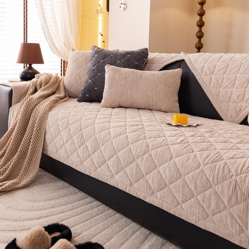 Velvet Sofa Cover Universal Plaid Plush Non-Slip Thickened Living Room Sofa Cover Warm Flannel Sofa Cushion Armrest Back Towel