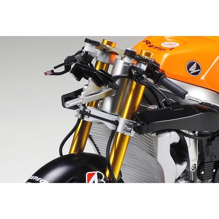 Tamiya 1/12 Detail-Up Parts Series No.67 Honda RC213V 2014 Front Fork 12667 1/12 Scale (13cm x 31cm x 11cm)