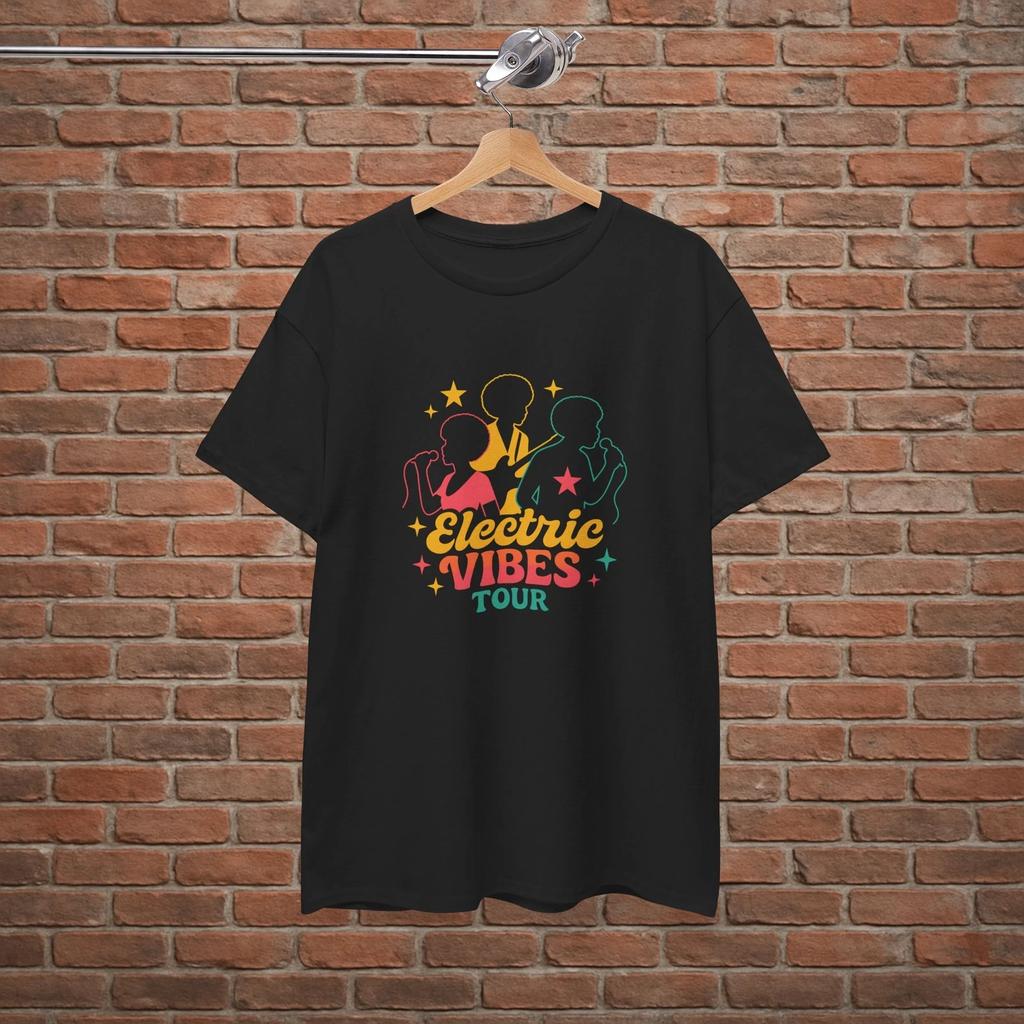 Футболка Electric Vibes Tour Retro Funk Music – Стиль Концерта Soul – от S до XL