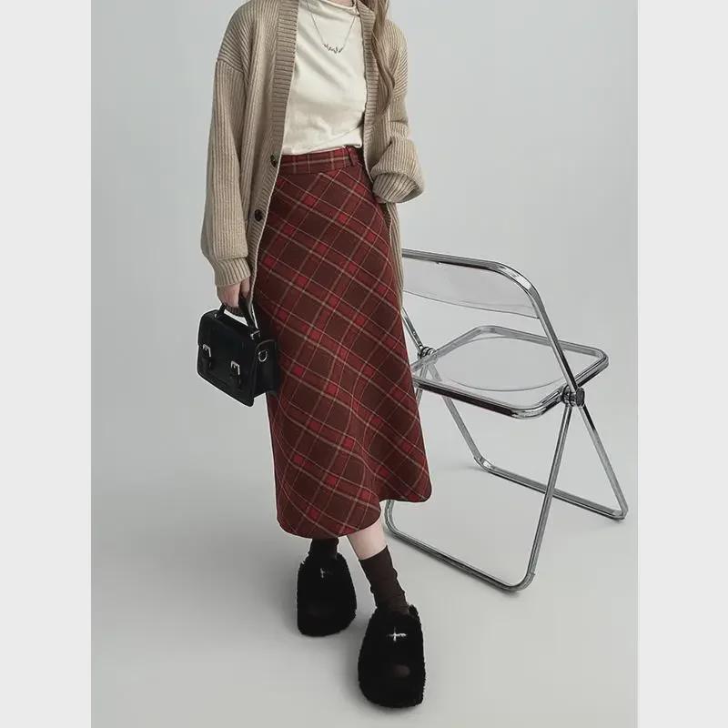 Юбка из красной шерстяной ткани в клетку в стиле ретро для миниатюрных женщин - осень/зима 2024 г. Юбка средней длины с запахом и поясом на бедрах