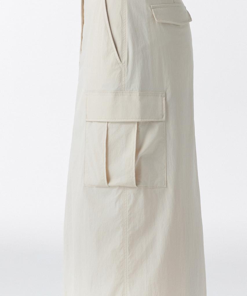 Musinsa Standard Woman Women'S Cargo Maxi Skirt [Cream]