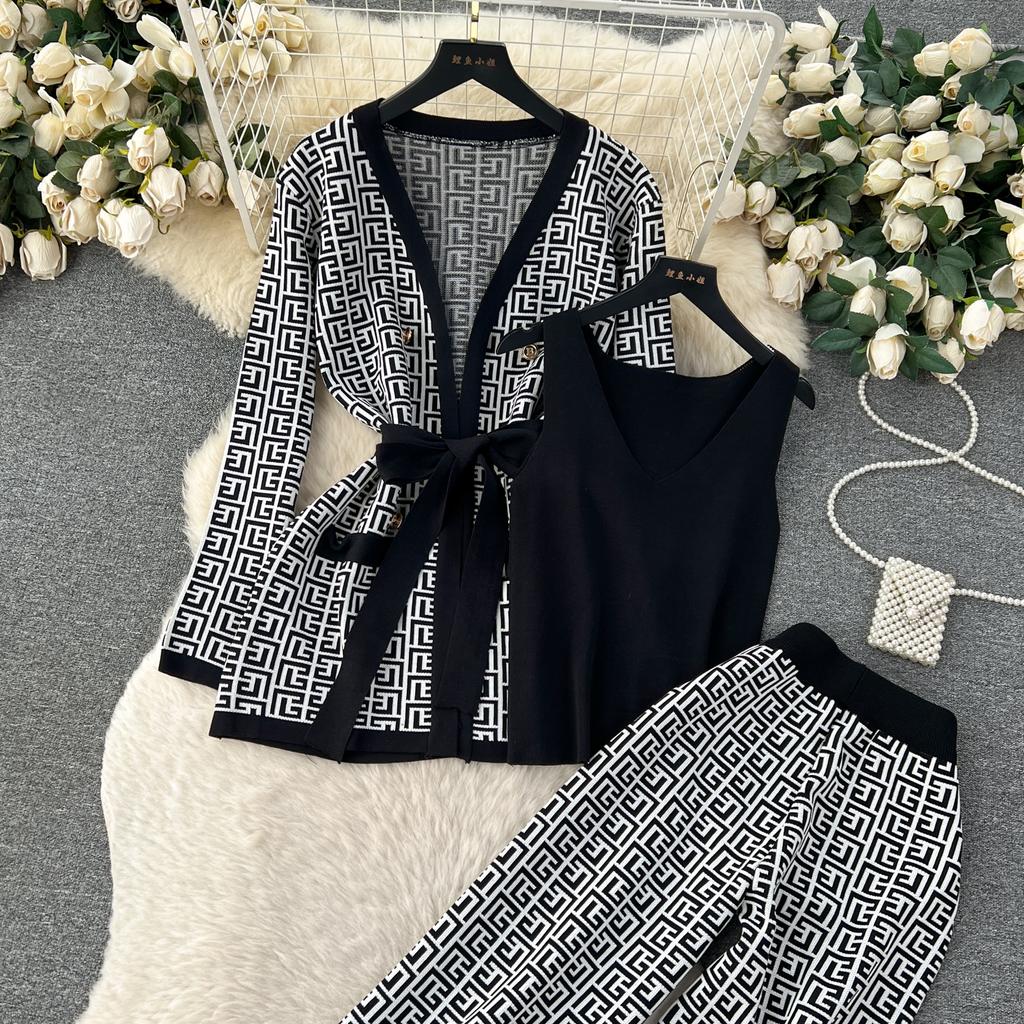 Осень Зима Винтаж Бренд Дизайнерский Принт Вязаный Свитер Брюки Комплект Из 3 Частей Женский Спортивный Костюм Кардиганы С Длинными Рукавами Жилет До щиколотки Брюки Наряды