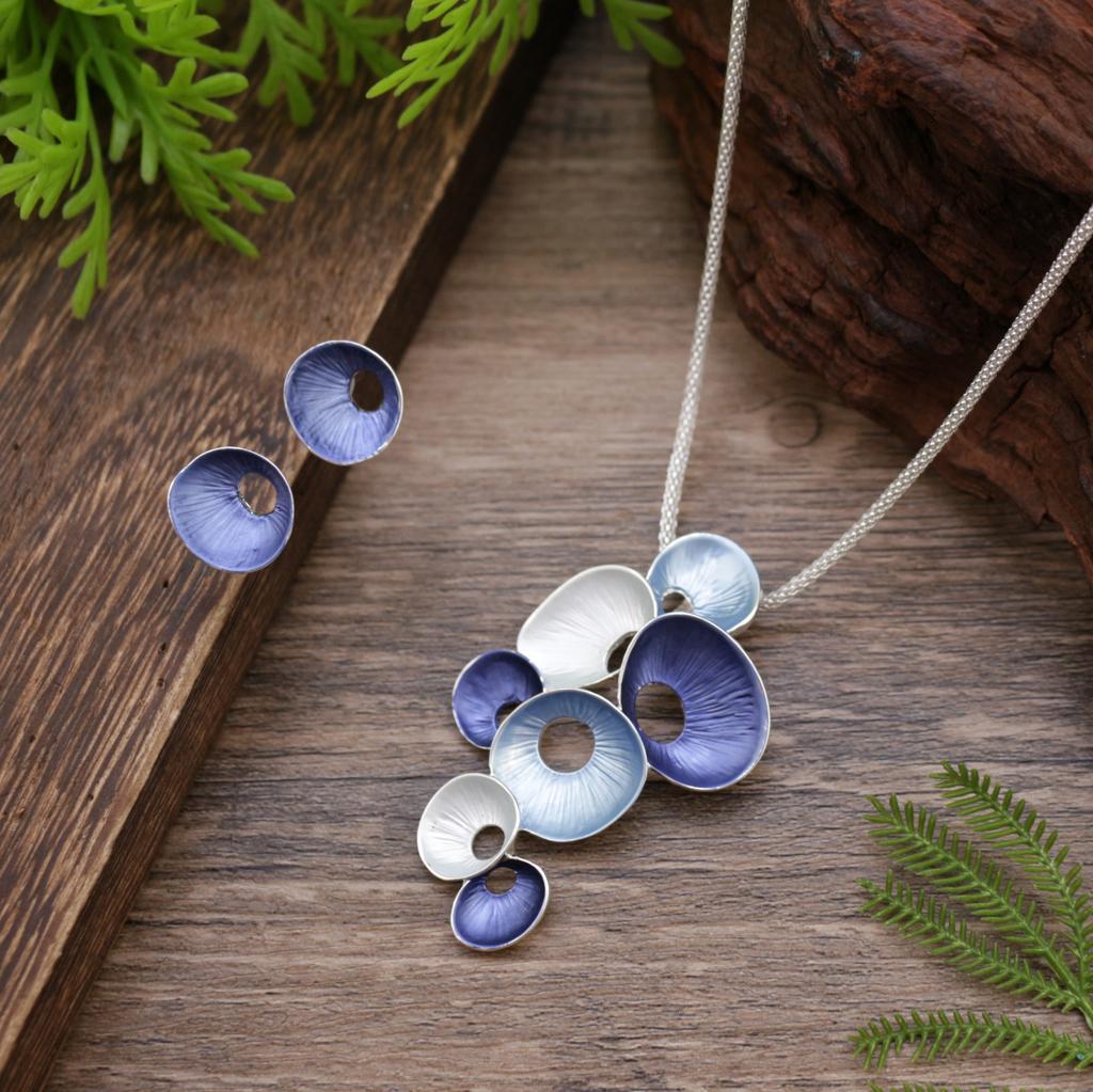 Новый эмалевый цвет полый круглый лепесток серьги-пусеты ожерелье набор, женская мода простой кулон в виде цветка