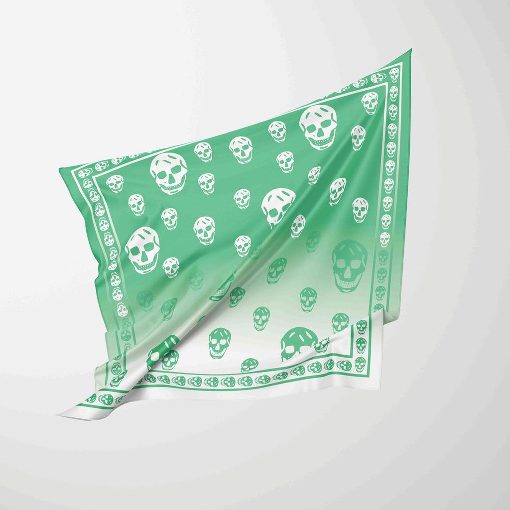 Factory Wolesale Designer Print Square Scarf Women Bandana Skull Hairband Lady Head Wraps Female Shawl Fashion Neckerchief